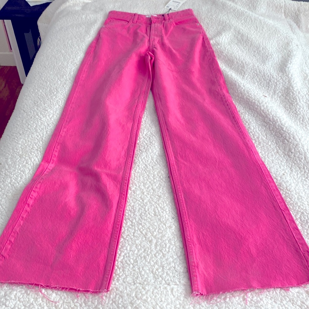 Wide leg pink jeans - new with tags